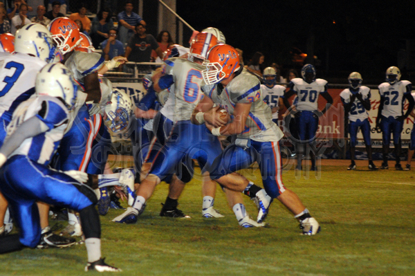 10-10 SA vs. FCHS 008.JPG - SCRIVENER D300